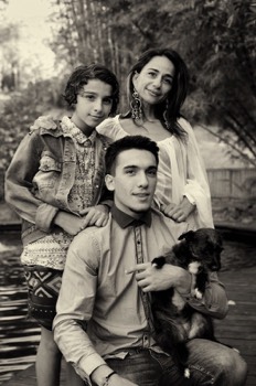 black and white family portrait   children and family portrait photography